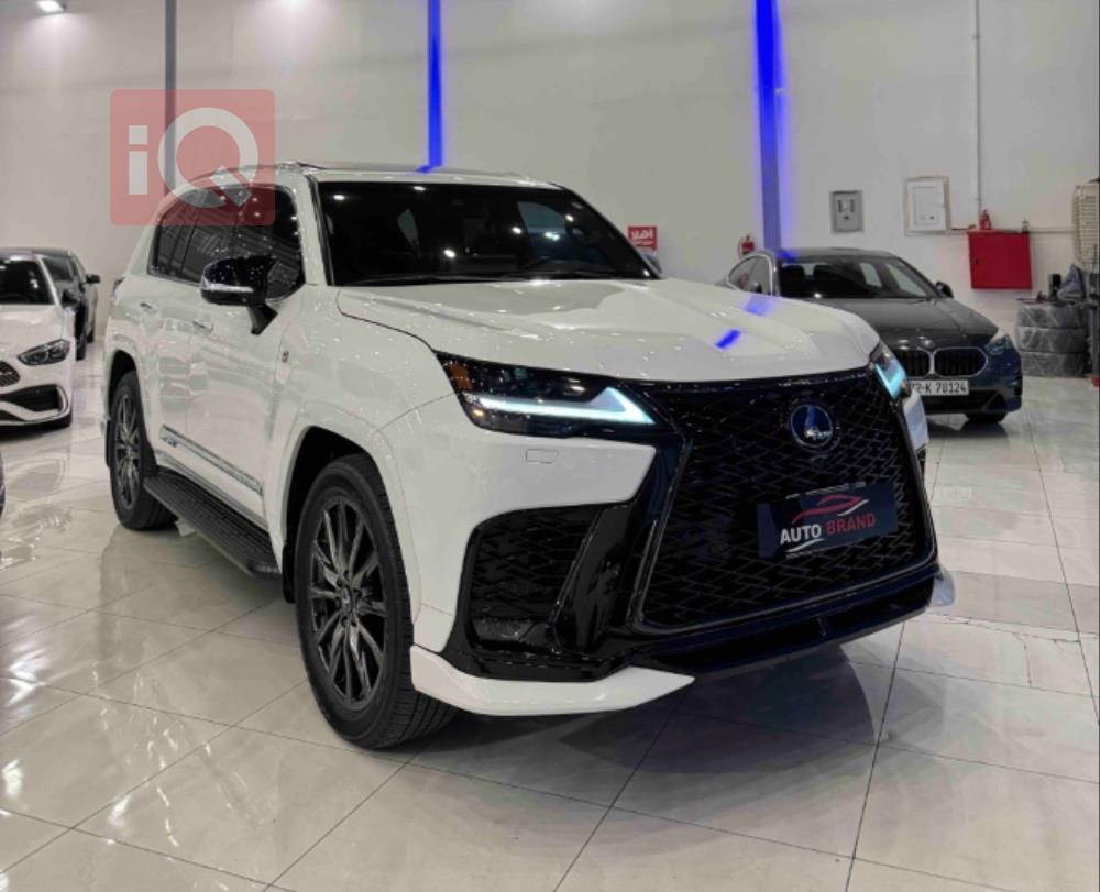 Lexus LX